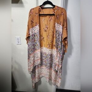 American Eagle Outfitters Floral Kimono Wrap - Brown and Cream